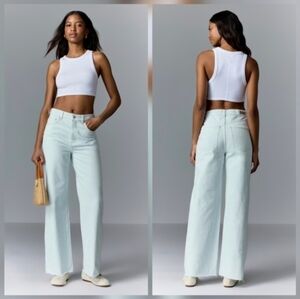 LE JEAN Bow Embroidered Column Jeans Size 28